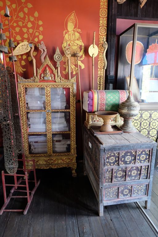 Wat Saen Mueang Ma (Chiang Kham District) : Manuscript Chest