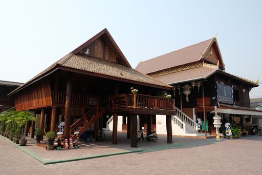 Wat Saen Mueang Ma (Chiang Kham District)