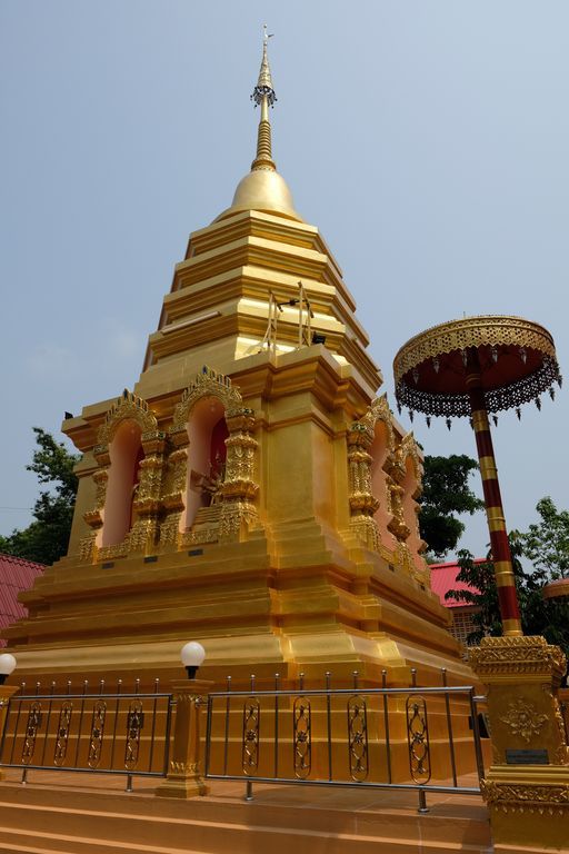 Wat Si Bun Rueang (Mueang District) : Stupa