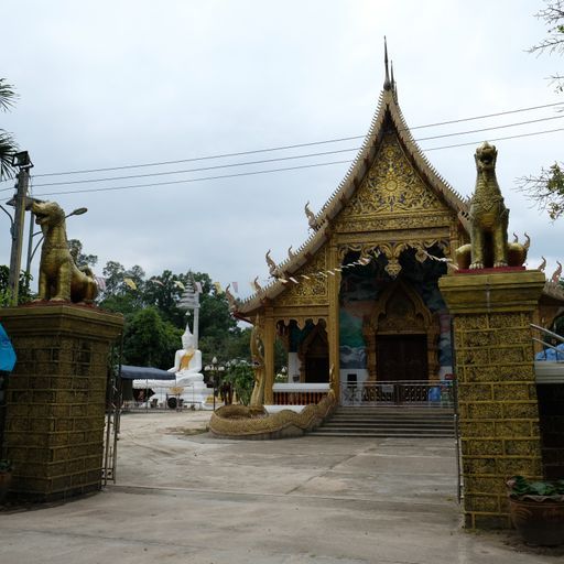 Wat Si Sutthawat (Wiang Pa Pao District)