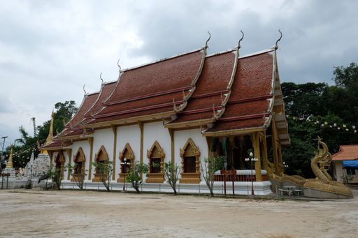 Wat Si Sutthawat (Wiang Pa Pao District)