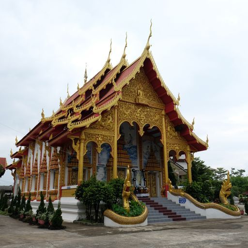 Wat Sukkasem Ta Klang (Khun Tan District)