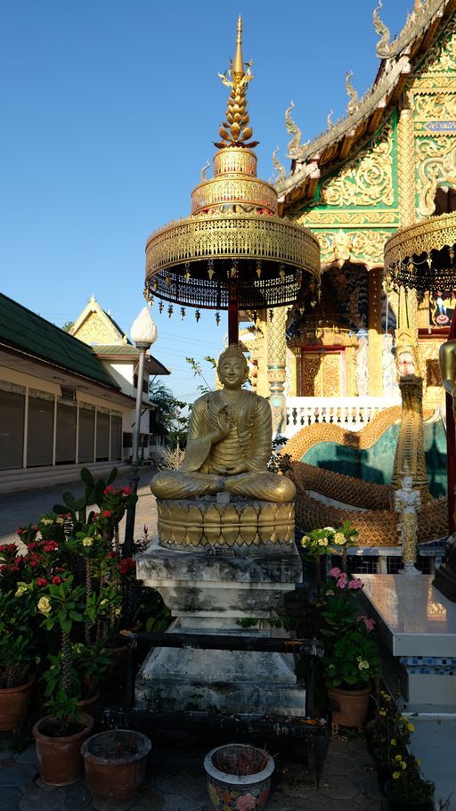 Wat Pa Sao (Mueang District) : Buddha Image