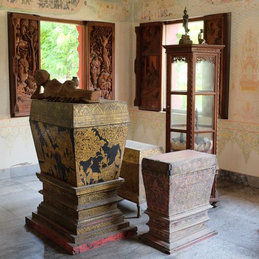 Wat Buppharam (Mueang District) : Manuscript Chest