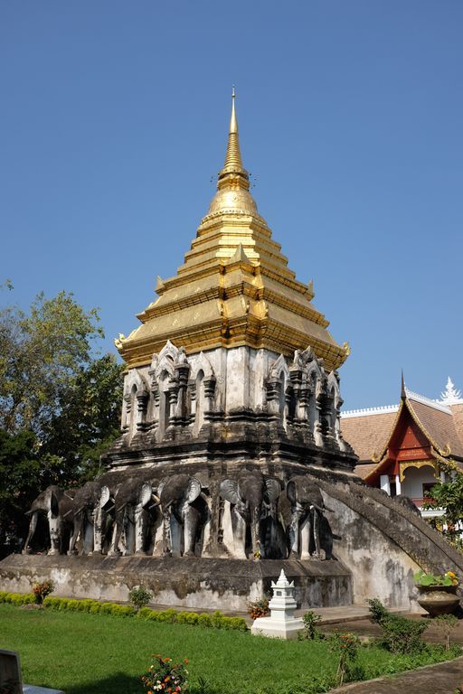 Wat Chiang Man (Mueang District) : Stupa