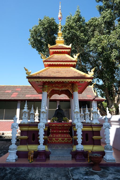 Wat Tha Ton Ngiu (Pa Sang District)