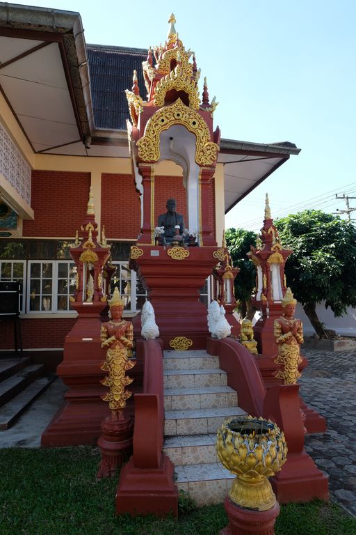 Wat Tha Ton Ngiu (Pa Sang District)