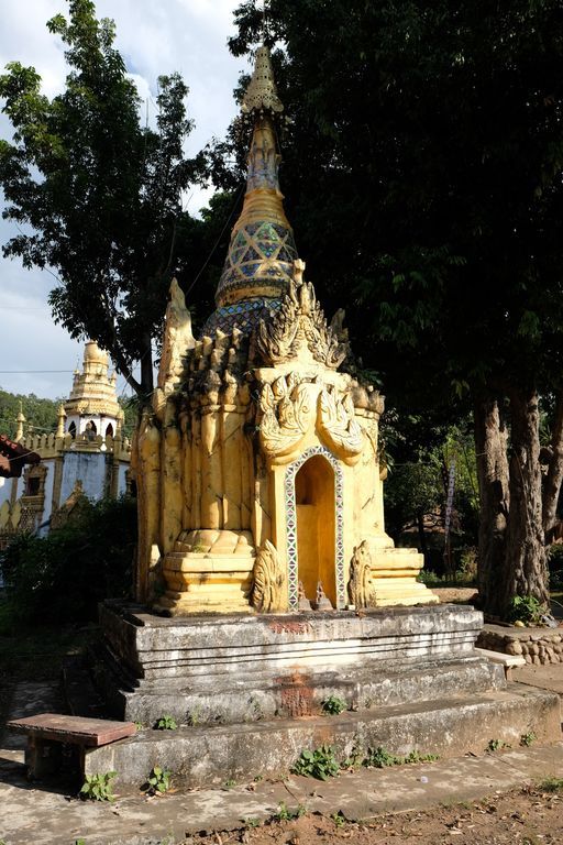 Wat Pang Mu (Mueang District) : Stupa