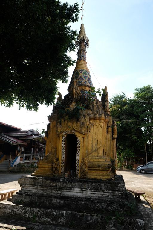 Wat Pang Mu (Mueang District) : Stupa