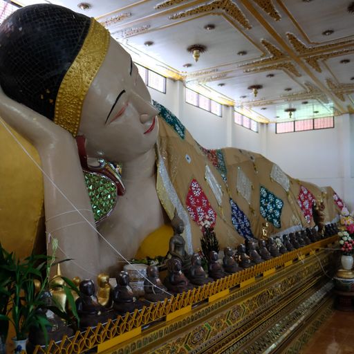 Wat Phra Non (Mueang District) : Buddha Image