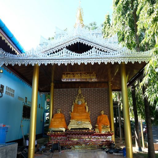 Wat Phra Non (Mueang District) : Buddha Image