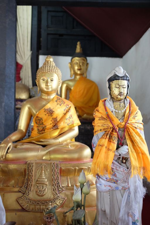 Wat Buppharam (Mueang District) : Buddha Image