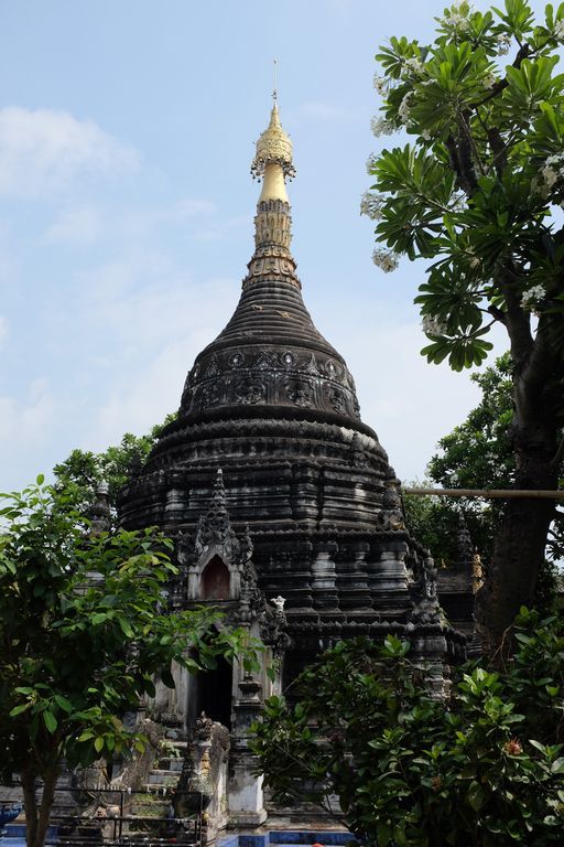 Wat Pa Pao (Mueang District) : Stupa