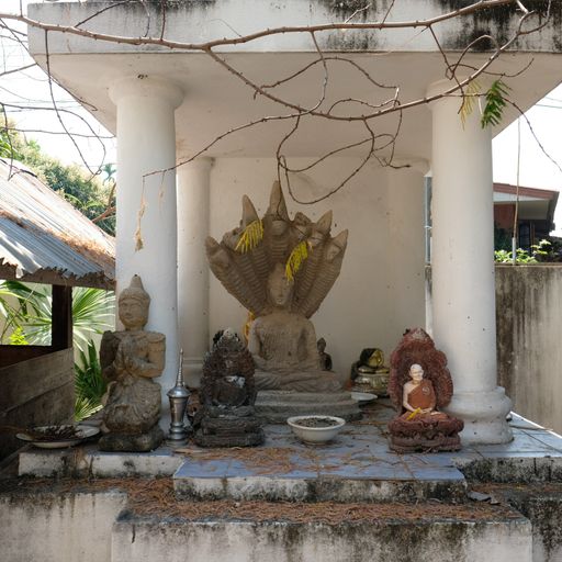 Wat Tun Tai (Mueang District) : Buddha Image