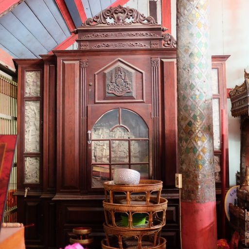 Wat Pa Pao (Mueang District) : Manuscript Chest