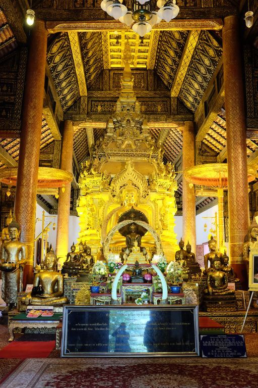 Wat Phra That Si Com Thong Worawihan (Com Thong District) : Buddha Image