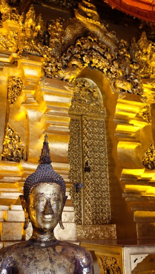 Wat Phra That Si Com Thong Worawihan (Com Thong District) : Buddha Image