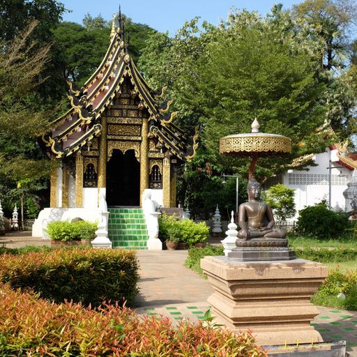 Wat Nantharam (Mueang District) : Buddha Image