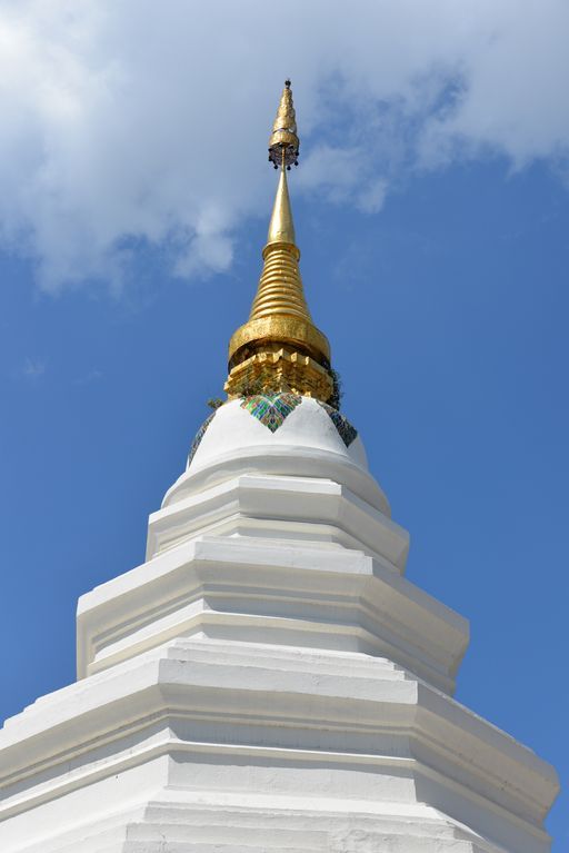 Wat Duang Di (Mueang District) : Stupa