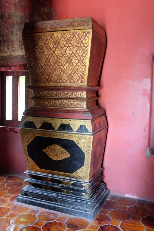 Wat Duang Di (Mueang District) : Manuscript Chest