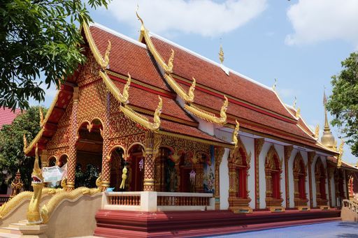 Wat Inthawichai (San Pa Tong District)