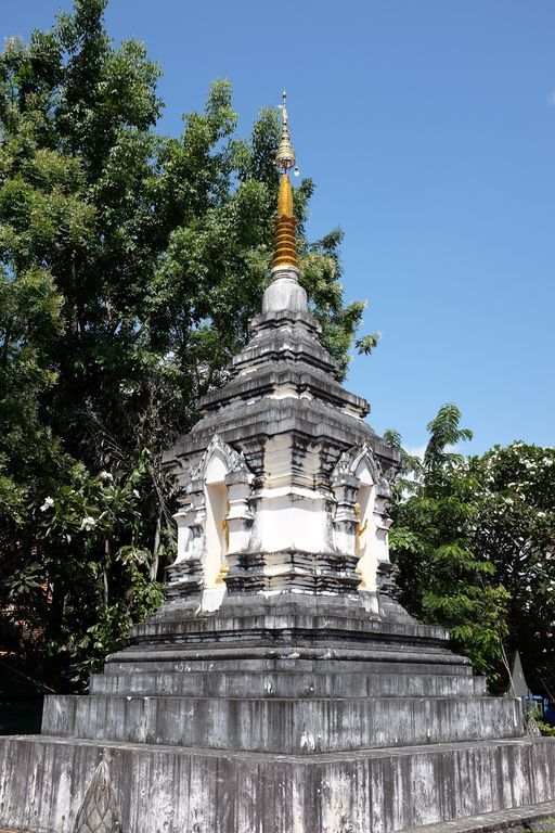 Wat Phra That Chang Kham Worawihan (Mueang District) : Stupa