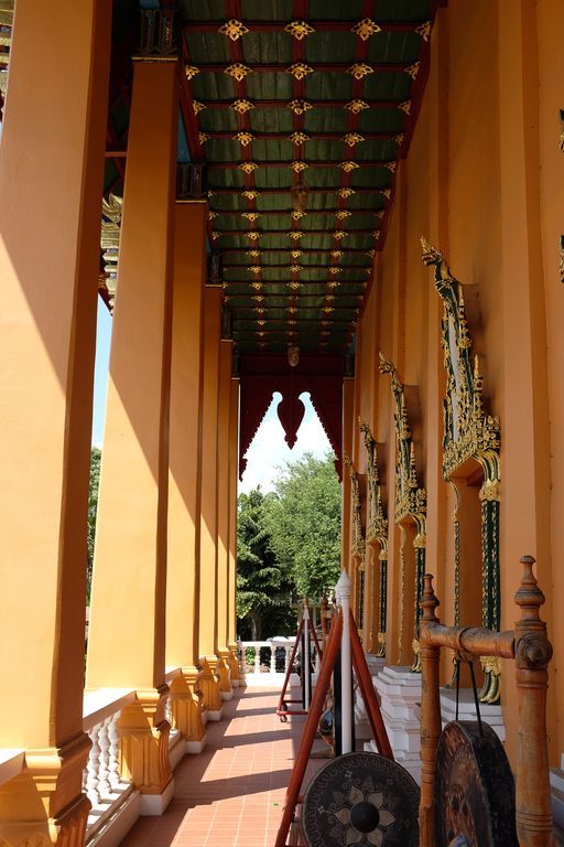 Wat Phra That Chang Kham Worawihan (Mueang District)