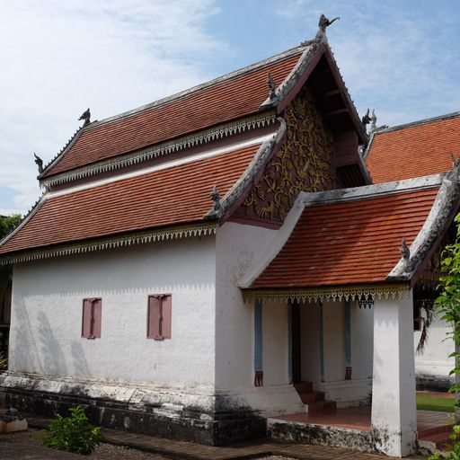 Wat Nong Bua (Tha Wang Pha District)