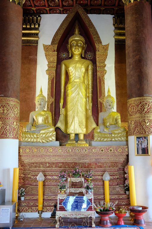 Wat Bun Yuen (Wiang Sa District) : Buddha Image