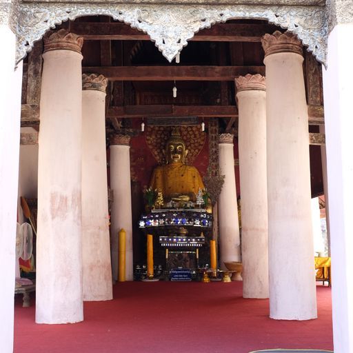 Wat Lai Hin Luang (Ko Kha District) : Buddha Image