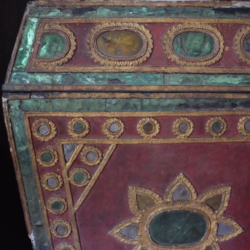 Wat Cedi Luang Worawihan (Mueang District) : Manuscript Chest