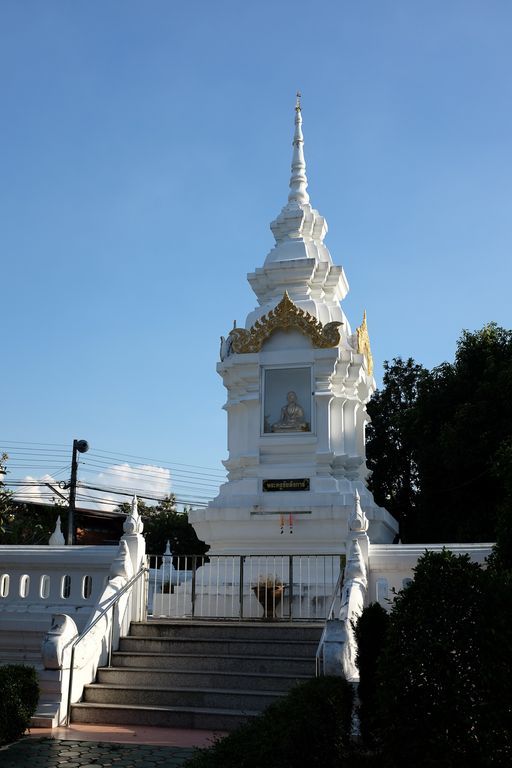 Wat Phra Luang (Sung Men District) : Stupa