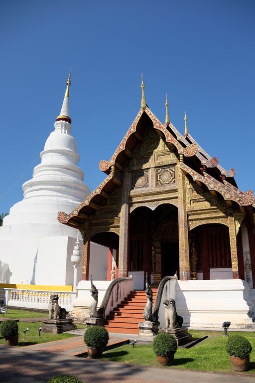 Wat Phra Sing Woramahawihan (Mueang District) : Stupa