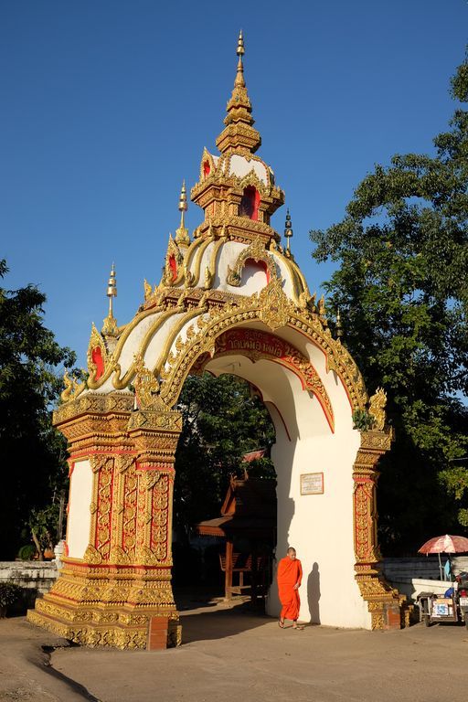 Wat Mueang Mo (Mueang District)