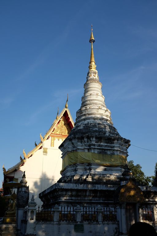 Wat Mueang Mo (Mueang District) : Stupa