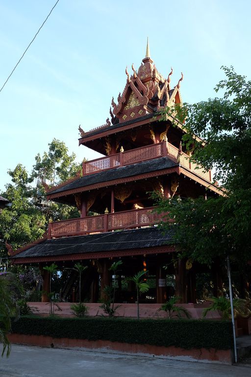 Wat Mueang Mo (Mueang District)