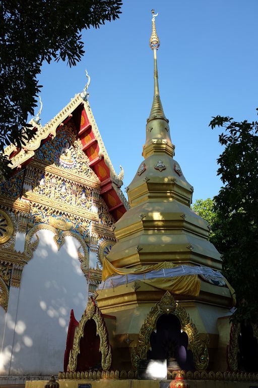 Wat Huai Mai (Song District) : Stupa