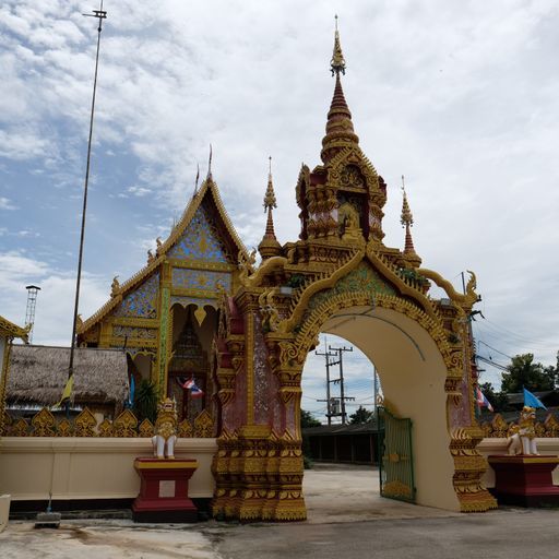 Wat Ban Luk (Tha District)