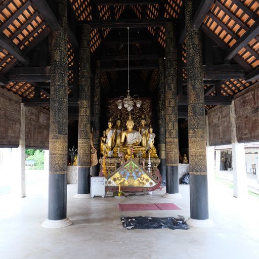 Wat Phra That Lampang Luang (Ko Kha District) : Buddha Image