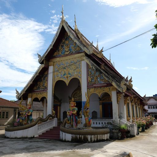 Wat Si Lom (Mueang District)