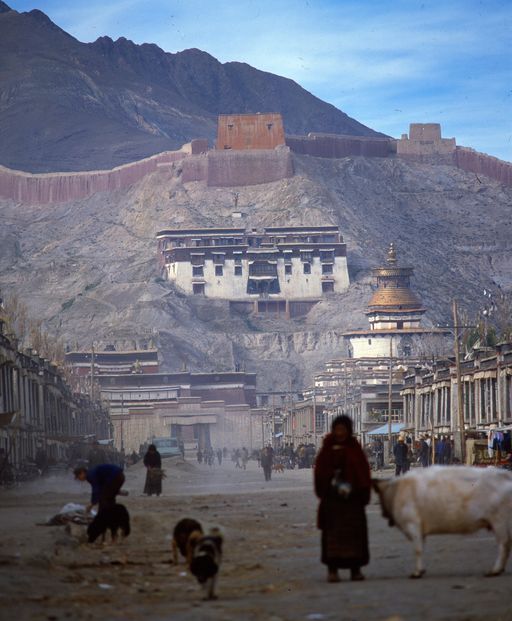 Gyantse (Kahlen_1292)