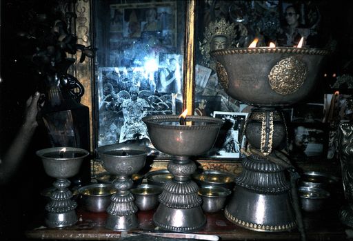 Lhasa Chagpori Palalupuk Dalai Lama Knochengewand (Kahlen_0520)