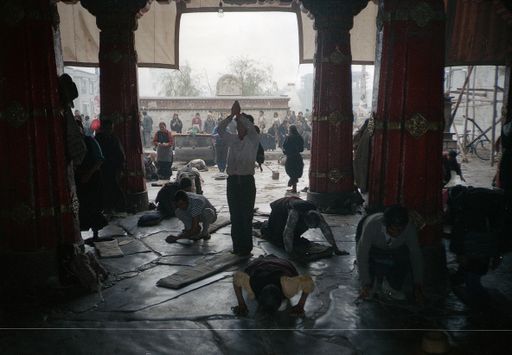 Lhasa Johkhang Portal Prostr (Kahlen_0573)