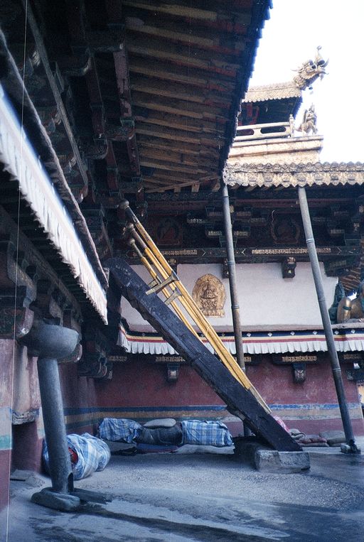 Lhasa Johkhang Dach Konstruktion (Kahlen_0595)