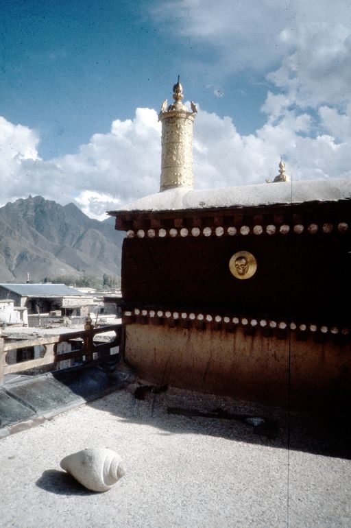 Lhasa Jokhang Dach (Kahlen_0620)