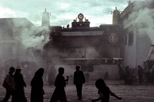 Lhasa Johkhang At Dawn (Kahlen_0628)