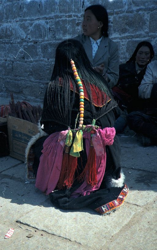 Lhasa Pilger HaartrachtTücher (Kahlen_0726)