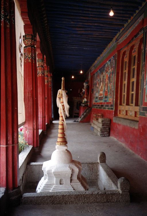 Nyethang Gang Mit Stupa (Kahlen_0790)