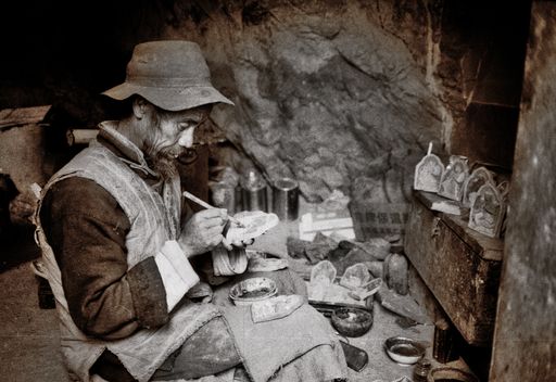 Yumbulhakhang Tsatsa Macher (Kahlen_0910)