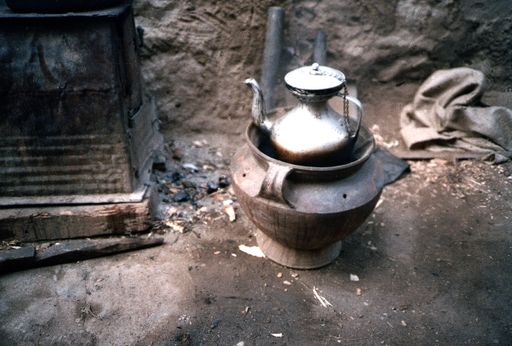 Tsurphu Keramik+ Teekessel (Kahlen_0933)